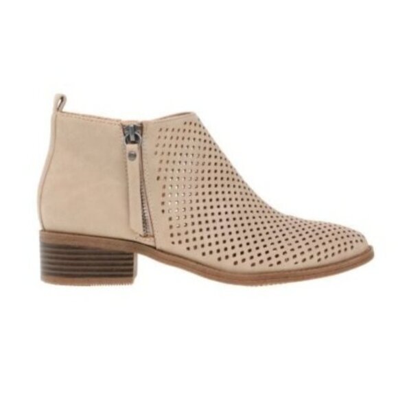 Time And Tru Beige Perforated Micro-Suede Side Zipper Ankle Booties Size 9 - Picture 5 of 9